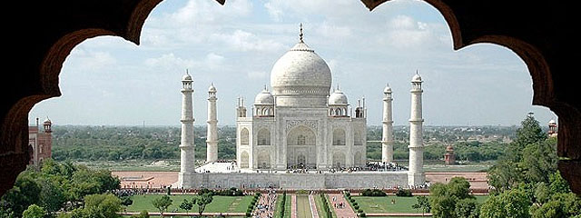 Delhi to Agra Tour Package By Car